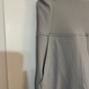 Align Wide Leg Seal Gray